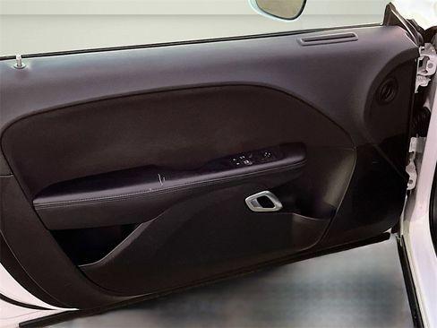 Used 2020 Dodge Challenger R/T image 18