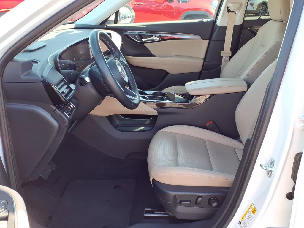 Used 2024 Buick Envision Preferred AWD/4WD image 9