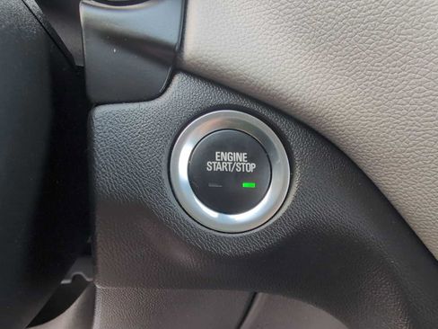 Used 2022 Chevrolet Equinox LS w/ LS Convenience Package AWD/4WD image 18