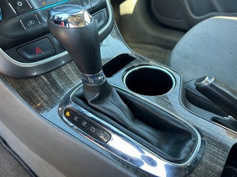 Used 2014 Chevrolet Malibu LT image 14