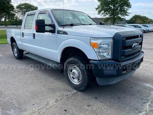 Used 2016 Ford F250 XL w/ Power Equipment Group AWD/4WD image 1