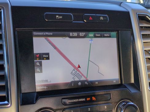 Used 2015 Ford F150 Lariat image 22