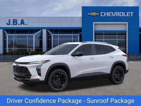 New 2026 Chevrolet Trax ACTIV w/ Sunroof Package image 2