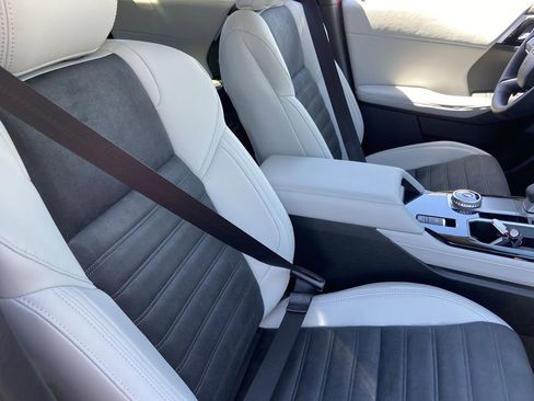 New 2026 Mitsubishi Outlander SE image 32