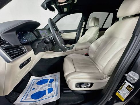Used 2021 BMW X5 sDrive40i w/ Premium Package RWD image 26