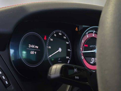 Used 2024 Porsche 911 Carrera GTS image 22