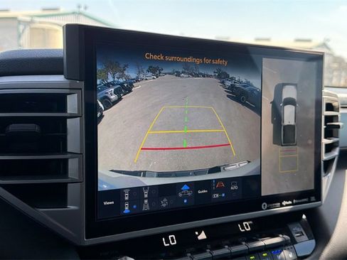 Used 2023 Toyota Tundra Limited image 33