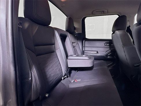 Used 2023 Nissan Frontier SV image 26