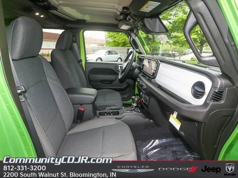 New 2025 Jeep Wrangler Unlimited Sport S 4xe w/ Convenience Group AWD/4WD image 18