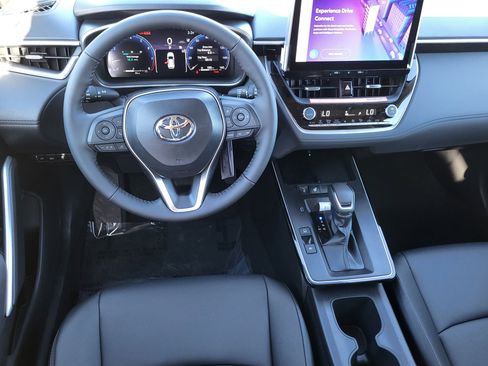 New 2026 Toyota Corolla Cross XLE w/ Convenience Package image 9