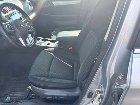 Used 2015 Subaru Outback 2.5i Premium w/ Popular Package #2 AWD/4WD image 8