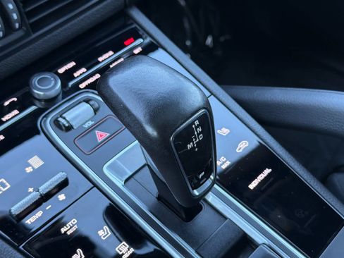 Certified 2023 Porsche Cayenne AWD/4WD image 24