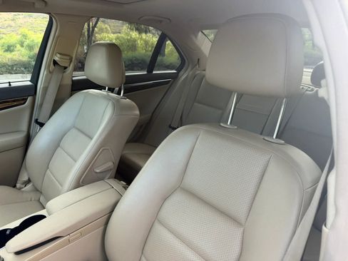 Used 2013 Mercedes-Benz C 250 Sedan image 12