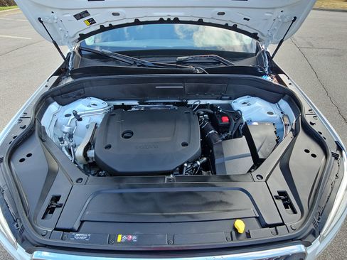 Used 2024 Volvo XC90 B6 Plus w/ Protection Package Premier image 30