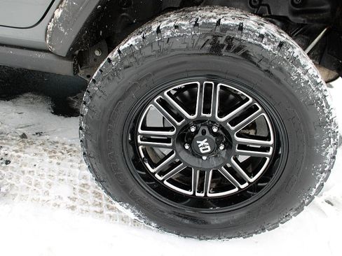 Used 2022 Jeep Wrangler Unlimited Sport image 31