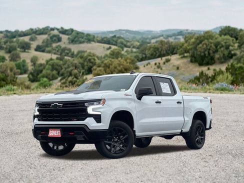 Used 2025 Chevrolet Silverado 1500 LT Trail Boss w/ Protection Package AWD/4WD image 1
