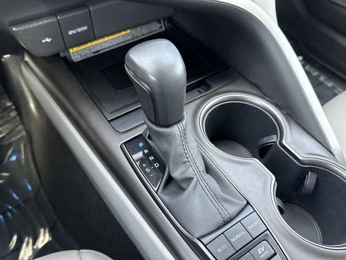 Used 2021 Toyota Camry XSE w/ Navigation Upgrade Package image 20