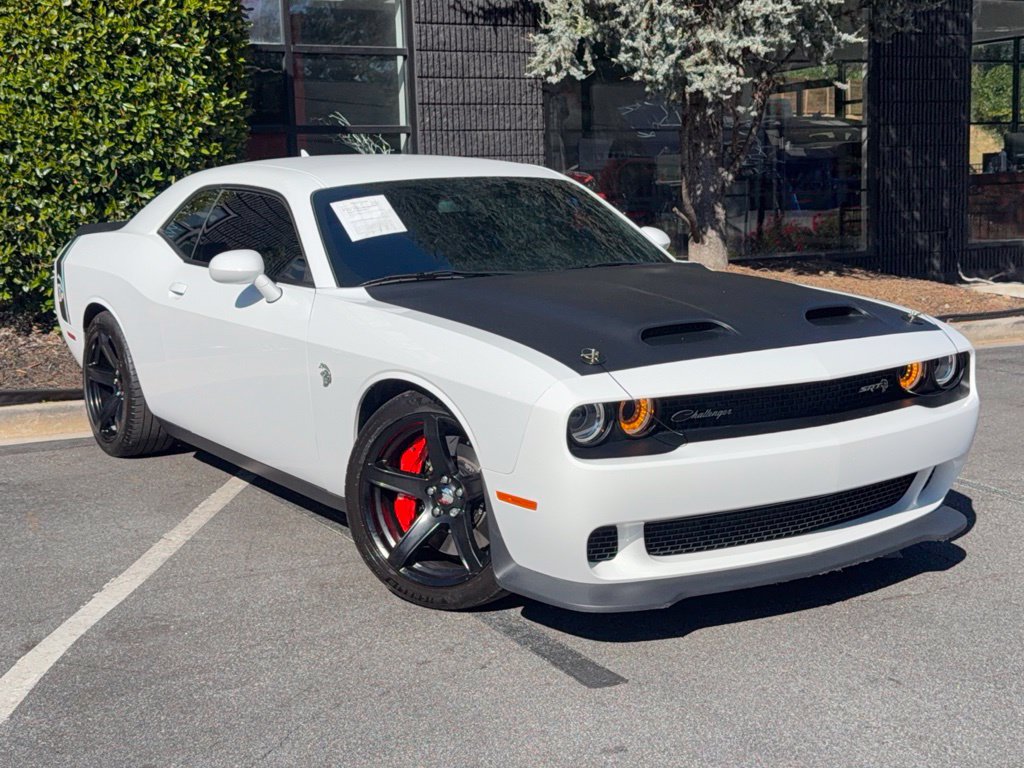 Used 2020 Dodge Challenger SRT Hellcat w/ Plus Package RWD image 7