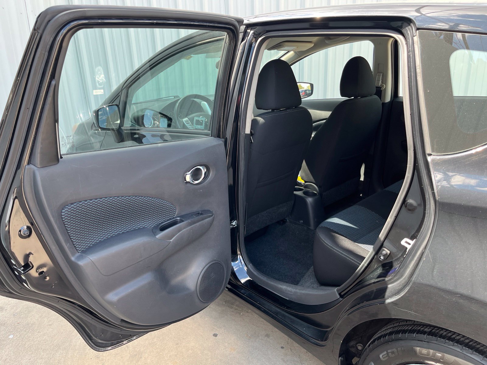 Used 2015 Nissan Versa Note SV FWD image 12