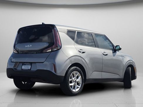 Used 2023 Kia Soul LX w/ Option Group 015 FWD image 22
