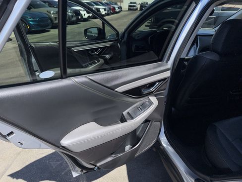 Used 2023 Subaru Outback Onyx Edition XT AWD/4WD image 19