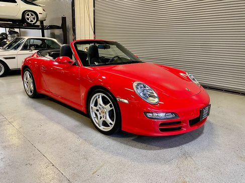 Used 2006 Porsche 911 Carrera RWD image 8