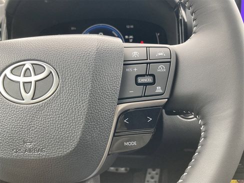 New 2026 Toyota Camry Hybrid image 17