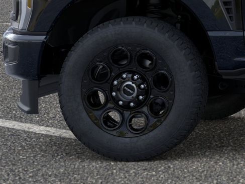 New 2026 Ford F250 XLT w/ XLT Premium Package AWD/4WD image 19