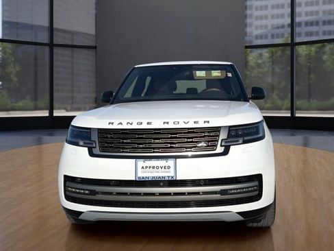 Used 2023 Land Rover Range Rover Long Wheelbase SE AWD/4WD image 11