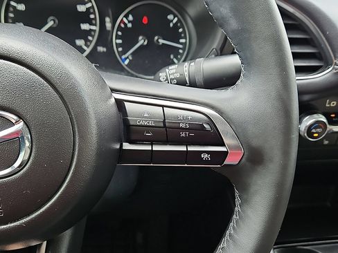 Used 2024 MAZDA MAZDA3 s FWD image 23