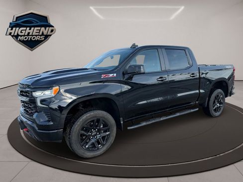 Used 2023 Chevrolet Silverado 1500 LT Trail Boss w/ Protection Package image 3