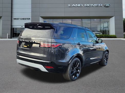 New 2026 Land Rover Discovery Limited Edition image 4