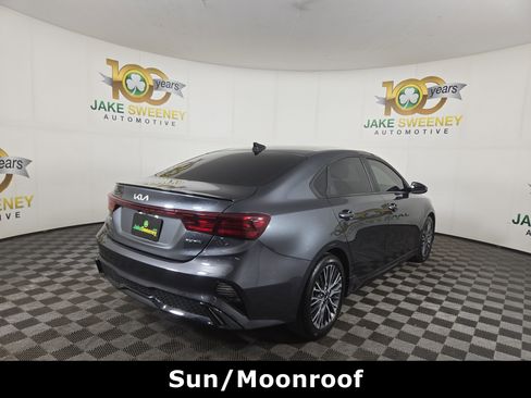 Used 2023 Kia Forte GT-Line w/ GT-Line Premium Package image 9