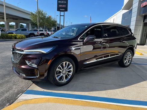 Used 2023 Buick Enclave Avenir w/ Avenir Technology Package FWD image 3