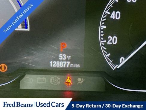 Used 2018 Honda Accord EX image 9