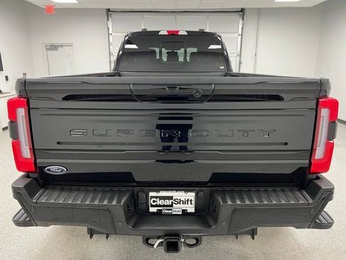 Used 2025 Ford F450 Platinum w/ FX4 Off-Road Package AWD/4WD image 9
