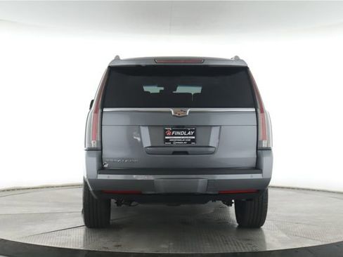 Used 2019 Cadillac Escalade Luxury AWD/4WD image 11