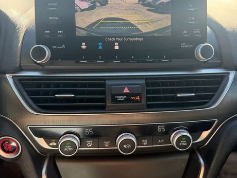 Used 2018 Honda Accord LX image 23
