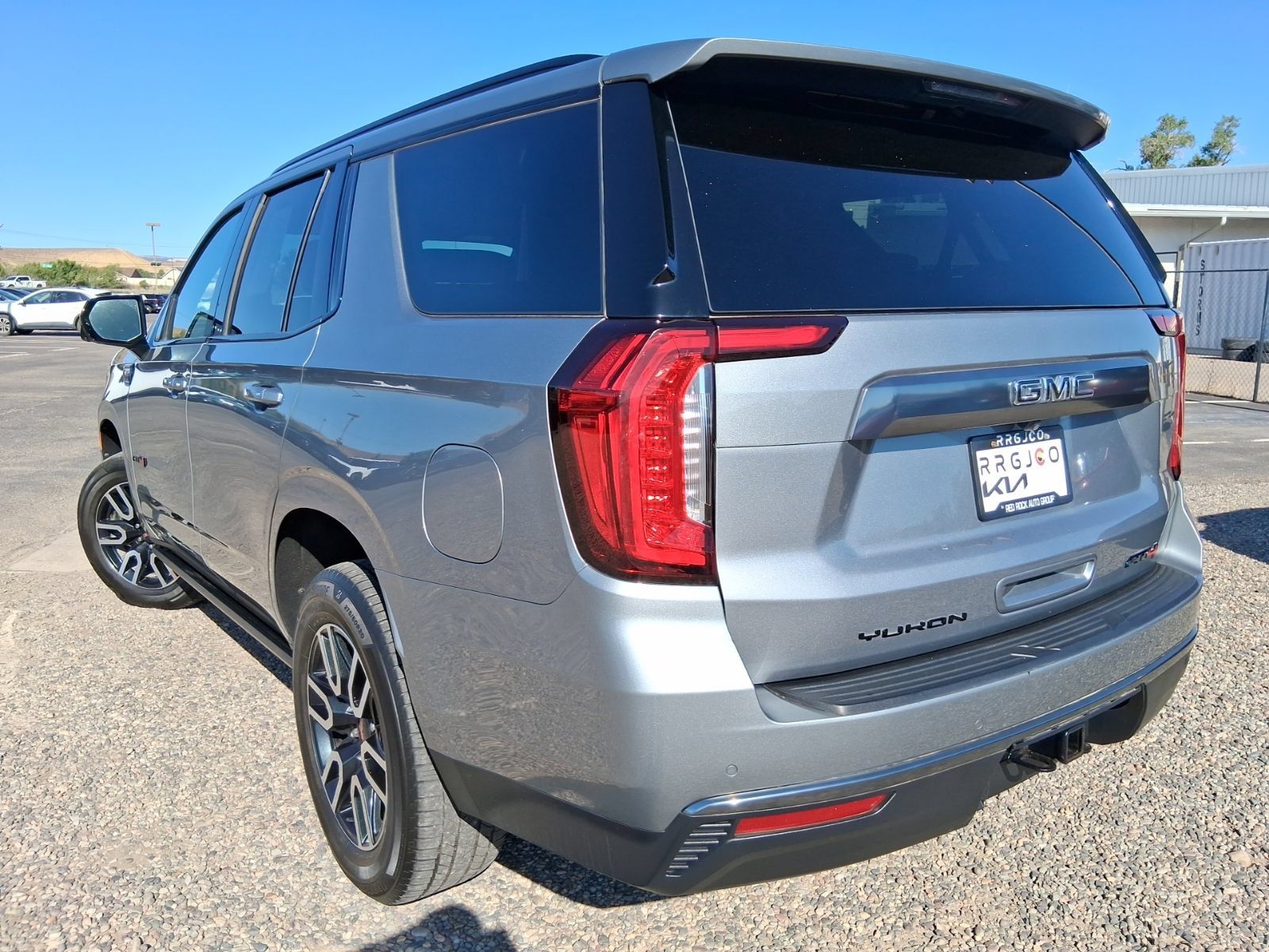 Used 2023 GMC Yukon AT4 w/ AT4 Premium Plus Package AWD/4WD image 3