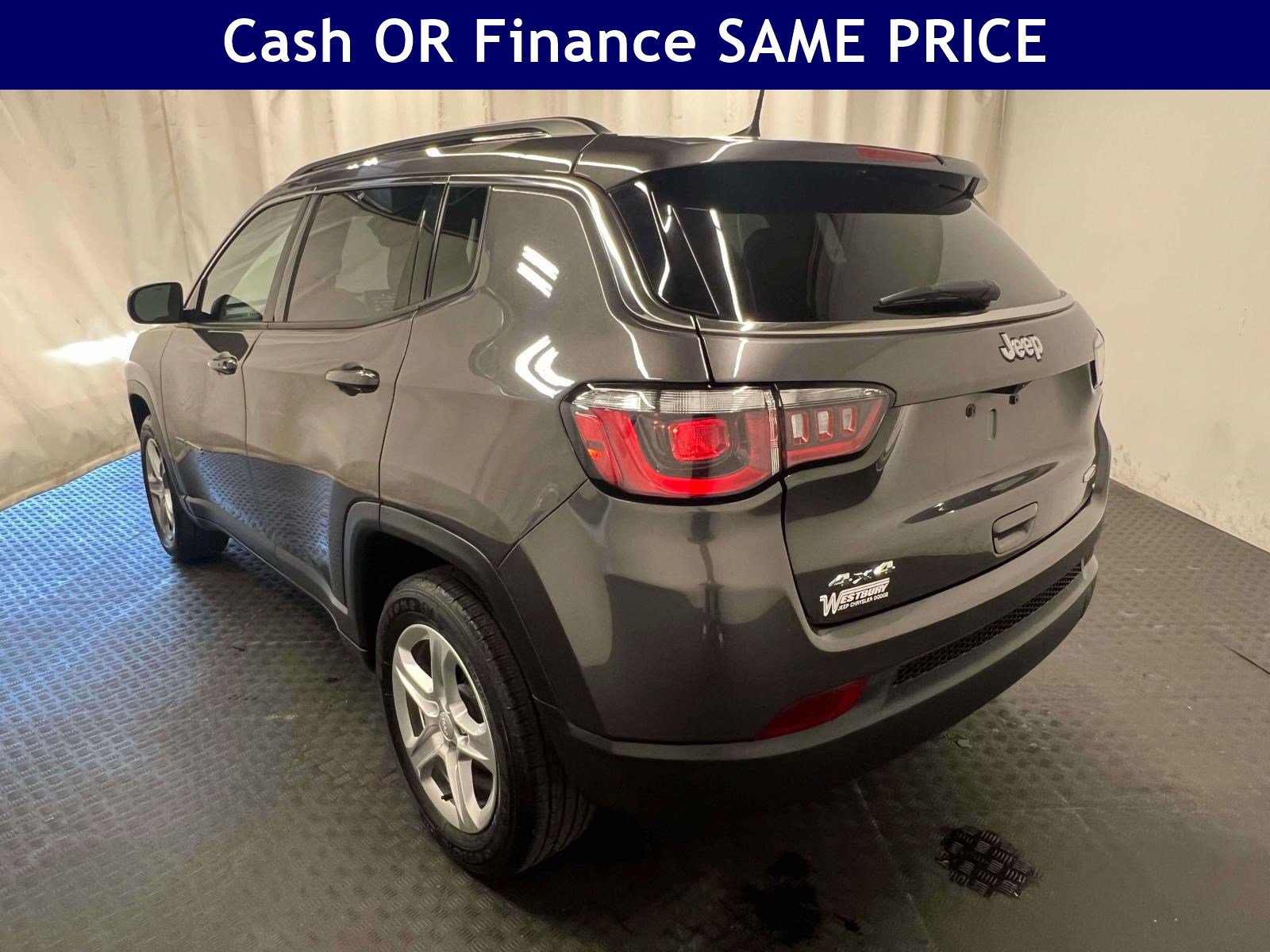 Certified 2023 Jeep Compass Latitude AWD/4WD image 9