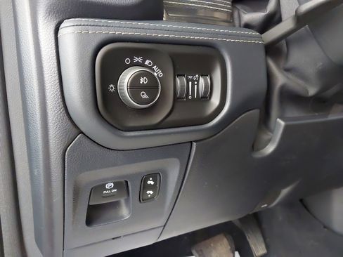 Used 2019 RAM 1500 Limited image 24