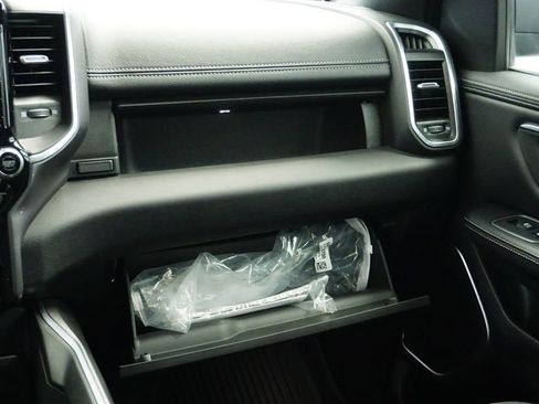 Used 2023 RAM 1500 Laramie image 24