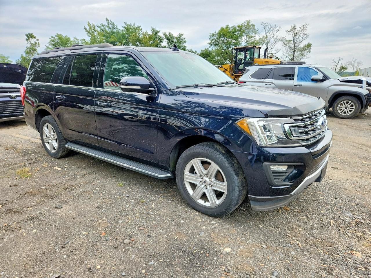 Used 2021 Ford Expedition Max XLT AWD/4WD image 1