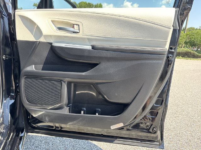 Used 2025 Toyota Sienna Limited AWD/4WD image 36