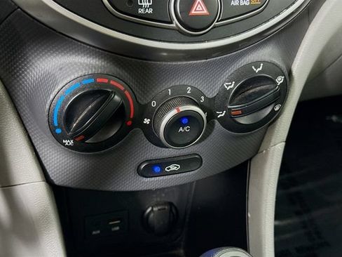 Used 2016 Hyundai Accent SE FWD image 14