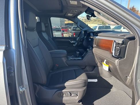 New 2026 GMC Sierra 1500 Denali w/ Denali Reserve Package image 21
