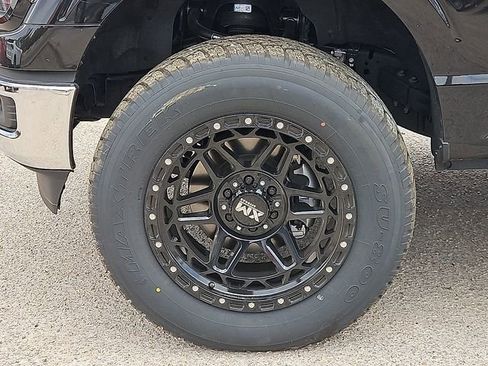 Used 2025 Ford F150 XLT w/ Equipment Group 301A Standard AWD/4WD image 9