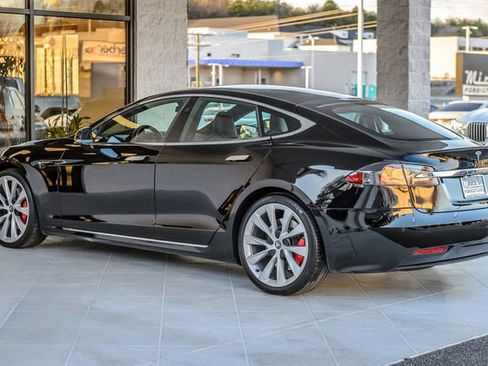 Used 2021 Tesla Model S Performance image 8