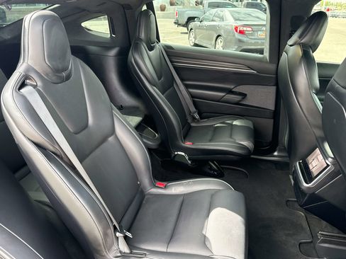 Used 2022 Tesla Model X Plaid AWD/4WD image 18