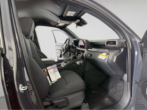 New 2026 Toyota Tacoma SR5 image 5